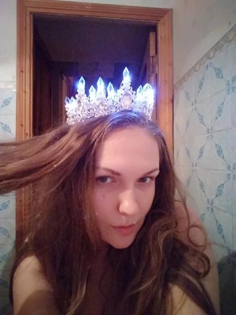 Bridal Crowns Tiaras Real Buyers Photos Crowns That Glows Queen Princesses Diadem LED Crowns 5 Colors Available