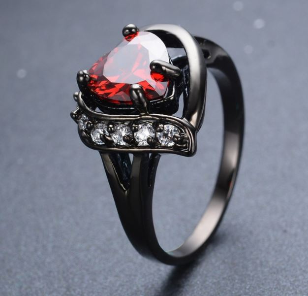 Black Ring Size 8 Big Heart Ring Crystal Black Gold Filled Cubic Zircon Red Heart Shape Rings