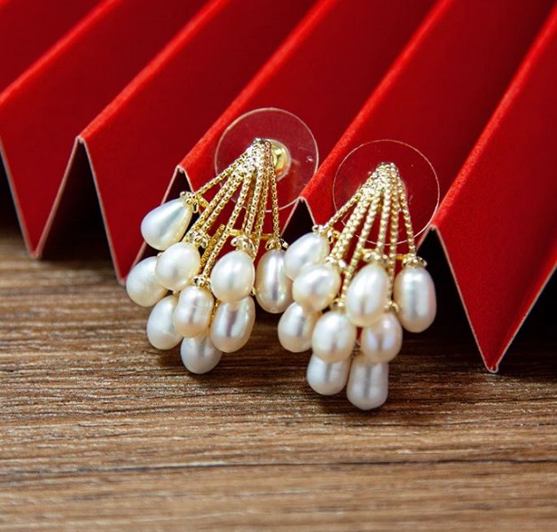 Rsslyn Rsslyn Perfect Ivory White Pearl Earrings Grape Bridal Earrings for Women-Wedding Earrings