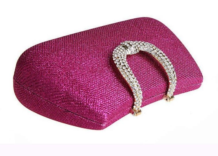 How To Choose A Clutch Purse Literacy Basics