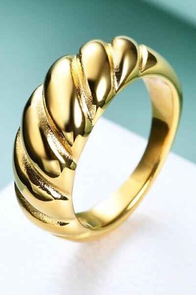 Rsslyn Solid Golden Rings for Women Twisted Pattern Gold Plated Stainless Steel Golden Rings for Women