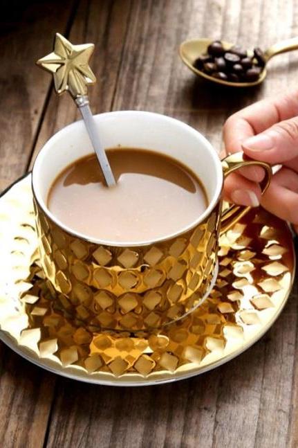 Rsslyn Golden Tea Cups for Women Golden Kitchen Theme
