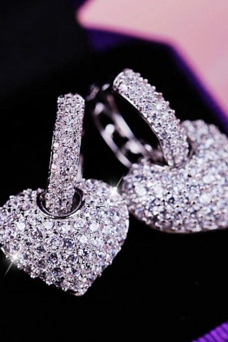 Heart Diamond Stud Earrings AAA Austrian Crystals Platinum Plated Stud Bridal Bridesmaids Earrings