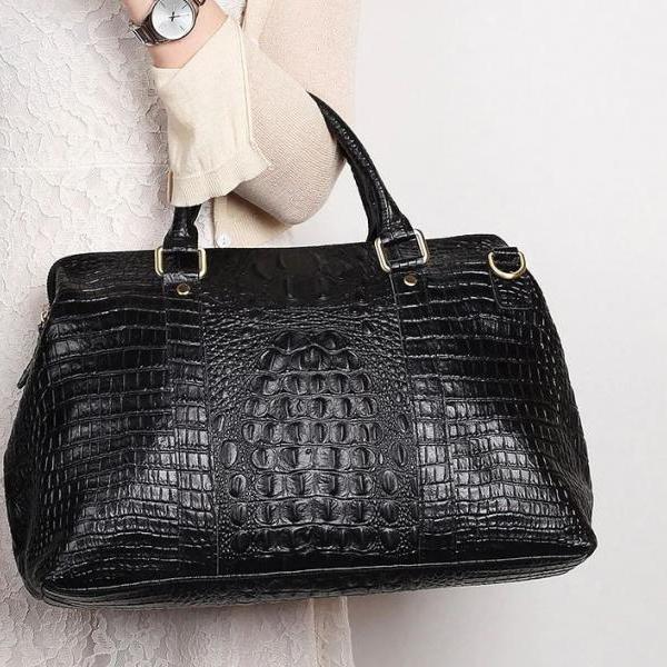 Vogue Black Leather Bags F..